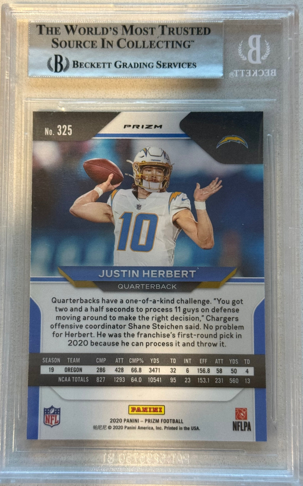 2020 Panini Prizm Prizms Green #325 Justin Herbert MINT 9