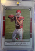 2017 Panini Playoff Patrick Mahomes II RC No. 204 Chiefs GM Condition